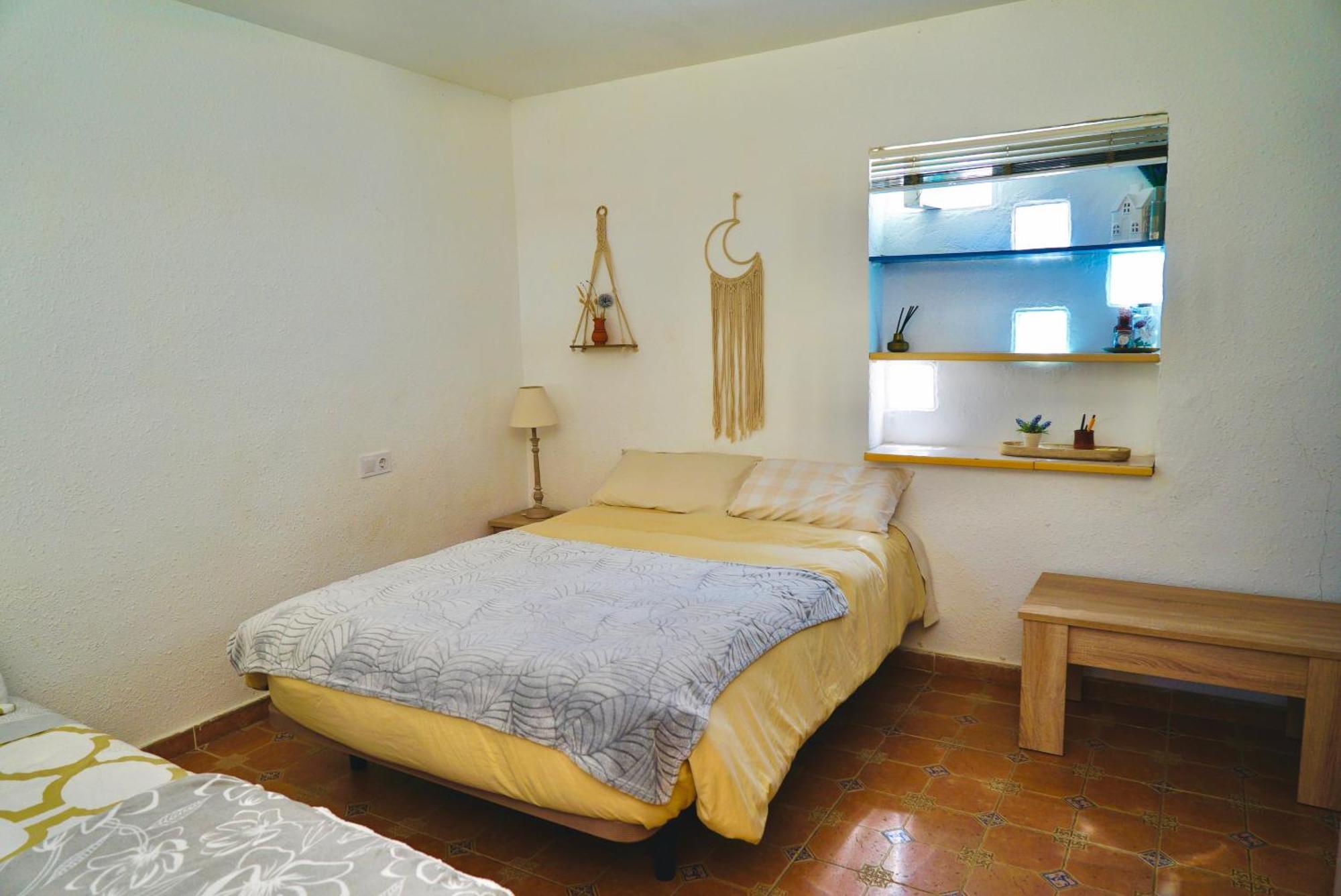 Estudio Adosado Con Jardin Y Parking Privado Аликанте Екстериор снимка