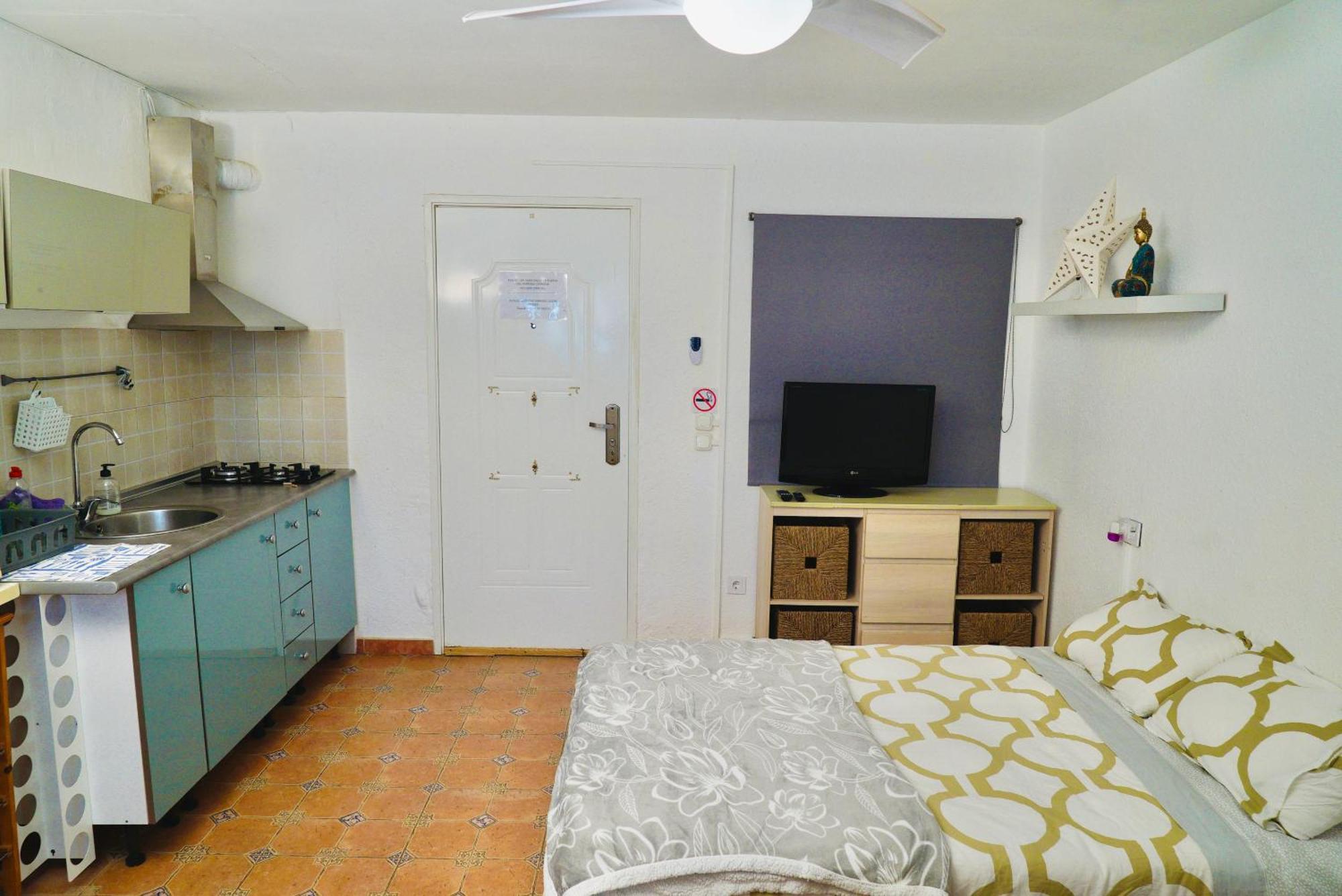 Estudio Adosado Con Jardin Y Parking Privado Аликанте Екстериор снимка